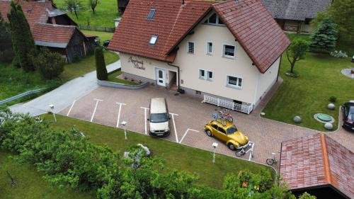 Gozd Martuljek Apartment | Apartmaji Misotič