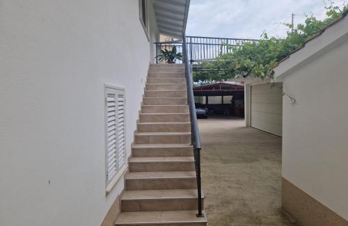 Komin Apartment | Apartman Anka