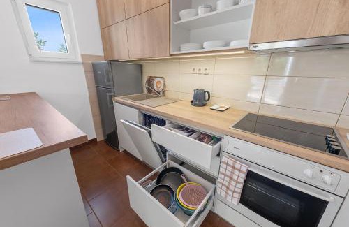 Primosten Burnji Apartment | Apartman Maestral Bilo