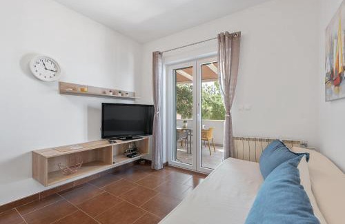 Primosten Burnji Apartment | Apartman Maestral Bilo