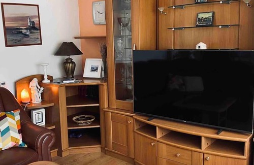 Medvinjak Apartment | Apartman Mia- Spacious apartment with balcony and sea view