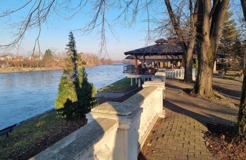 Kraljevo Apartment | Apartman Ristovic preko puta poste poste 01