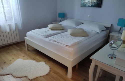 Lipa Apartment | Apartman Roža