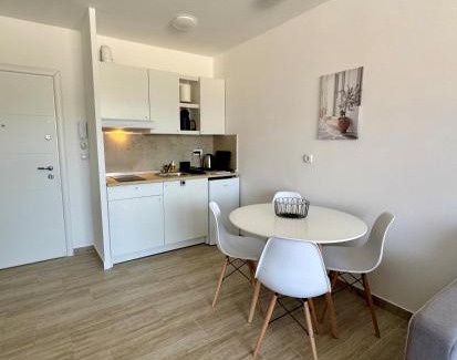 Veliko Gradiste Apartment | Apartman VERA Srebrno Jezero