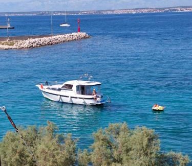 Dobropoljana Apartment | Apartmani Čiklić