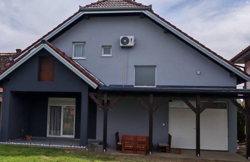 Slavonski Brod Apartment | Apartmani Tea i Toni - Apartment Tea