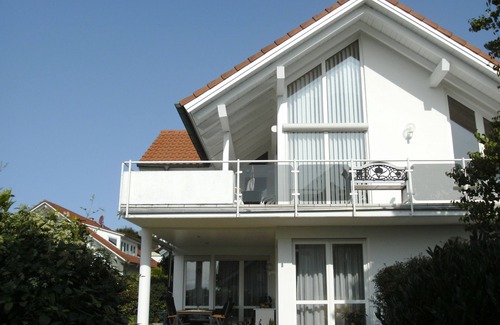 Radolfzell am Bodensee Apartment | Apartment 'Obere Weinburg' with Terrace and Wi-Fi