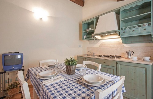 Simignano House | Apartment in the Tuscan hills 4/6 places private garden, swimming pool and parc