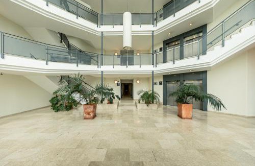 Bormujos Apartment | Apartment 25 with free parking and pool