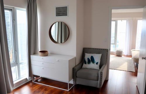 Downtown Toronto Apartment | Apartment/2Bedrooms/2 Full Bathrooms/Free parking
