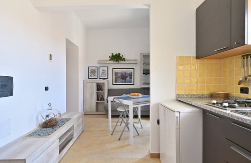 Loceri Apartment | Apartment "Animo 2" with Mountain View, Private Terrace & Wi-Fi