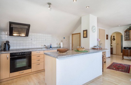 Lindau Apartment | Apartment "Annemarie and Walter Hechelmann" near Lake Constance with Mountain View