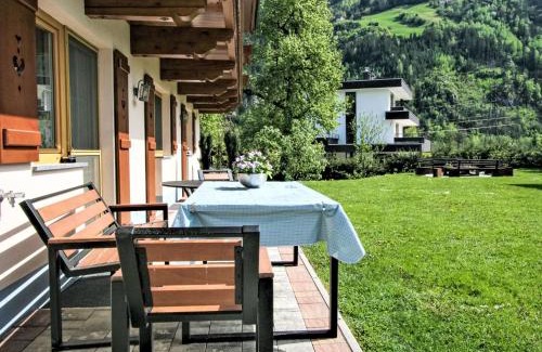 Zillertal Apartment | Apartment Apartment Wallischer Johann by Interhome