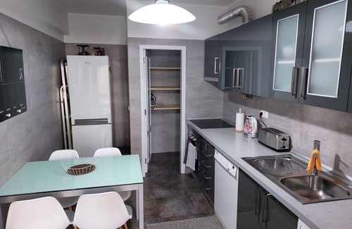 Alfragide Apartment | Apartment at 15 Minutes from Lisbon