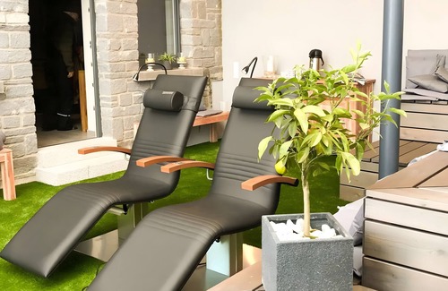 Ibach Apartment | Apartment 'Atemlos' with Spa Area and Mountain View