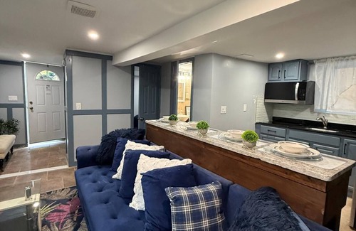 Northwest Yonkers Apartment | Apartment B - Next to Hiking Trail - Back Entrance