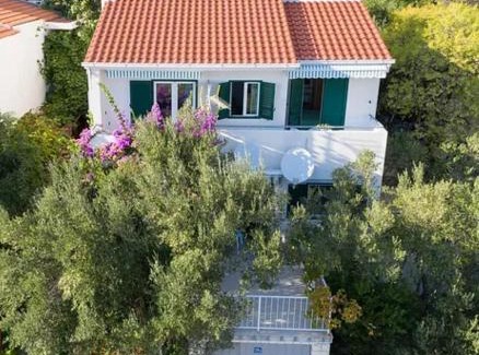 Igrane Apartment | Apartment Blue