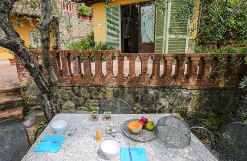 Pieve a Nievole Apartment | Apartment Borgo della Limonaia-1 by Interhome