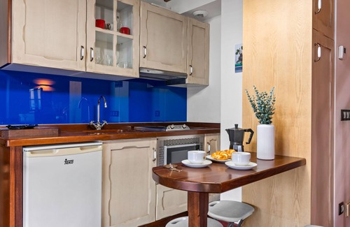 Vegadeo Apartment | Apartment 'C De Alborada Del Eo' with Mountain View, Private Garden and Wi-Fi