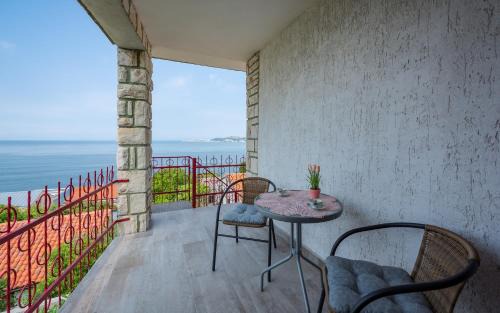 Crveni Vrh Apartment | Apartment Crveni