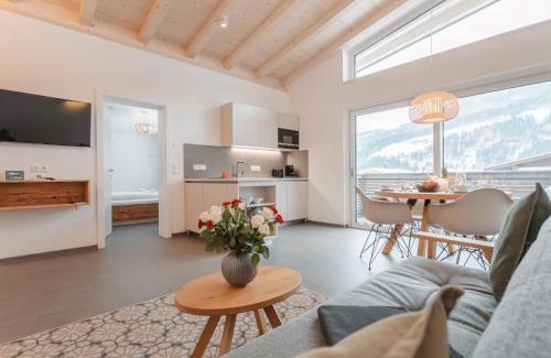 Gries Apartment | Apartment Das Georgen- Kitzsteinhorn by Interhome
