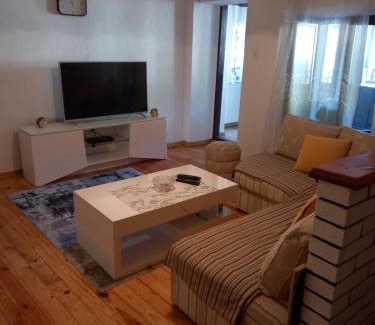 Konjic Apartment | Apartment Dino