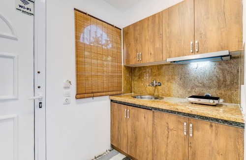 Agios Gordios Apartment | Apartment 'Doliva Anthi' with Private Whirlpool, Mountain View, Wi-Fi and Air Conditioning