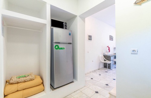 Agios Gordios Apartment | Apartment 'Doliva Anthi' with Private Whirlpool, Mountain View, Wi-Fi and Air Conditioning