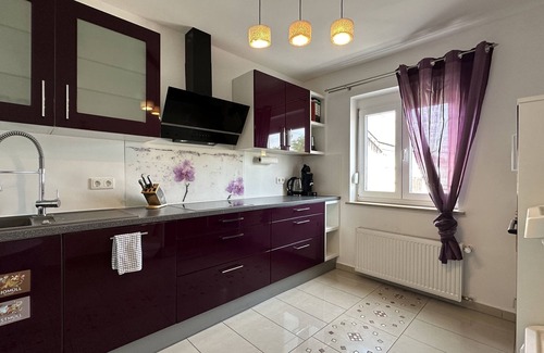 Koetz Apartment | Apartment "Dreams im Obergeschoss" with Private Terrace & Wi-Fi