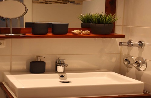 Zentrum-Sued Apartment | Apartment-Ensuite with Shower-Terrace