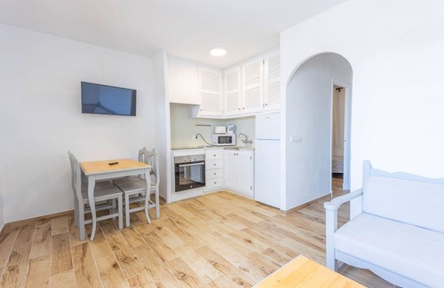 Sant Jaume Mediterrani Apartment | Apartment 'Son Bou Gardens Deluxe 1' with Shared Pool, Wi-Fi and Air Conditioning
