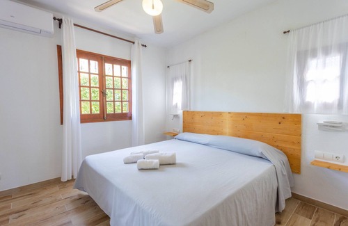 Sant Jaume Mediterrani Apartment | Apartment 'Son Bou Gardens Deluxe 1' with Shared Pool, Wi-Fi and Air Conditioning