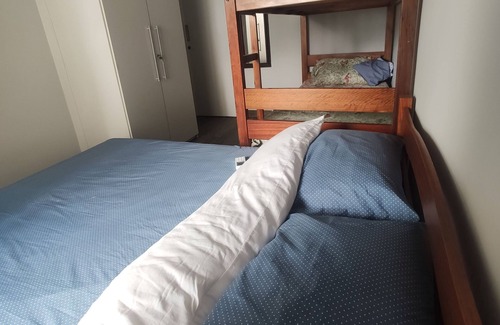 Tombo Apartment | Apartment facing the sea.