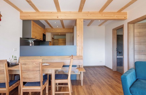 Langenordnach Apartment | Apartment 'Ferienwohnung Kuhgeflüster' with Shared Terrace, Shared Garden and Wi-Fi