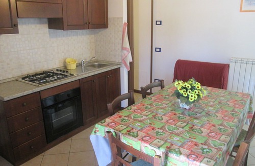 Massignano Apartment | Apartment for 2 people, 4 km from the sea, ideal for couples