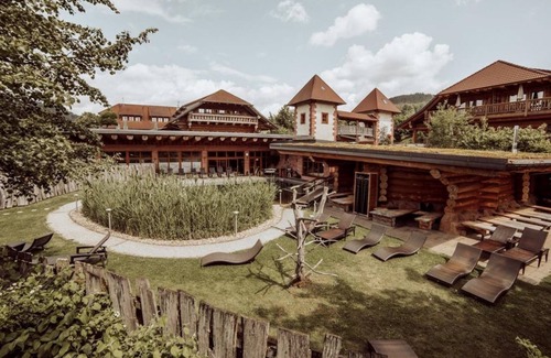 Seelbach Apartment | Apartment for up to 4 people - Ferienparadies Schwarzwälder Hof