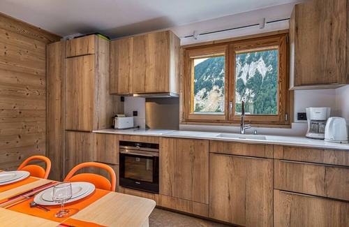 Courchevel Villa | Apartment Merle - Three Bedroom Villa, Sleeps 6