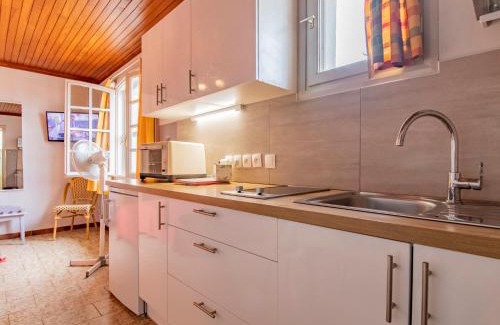 Saintes-Maries-de-la-Mer Apartment | Apartment Le Soleil Camarguais-1 by Interhome