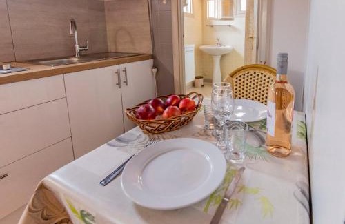 Saintes-Maries-de-la-Mer Apartment | Apartment Le Soleil Camarguais-1 by Interhome