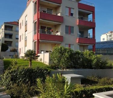 Znjan Apartment | Apartment Frumentum