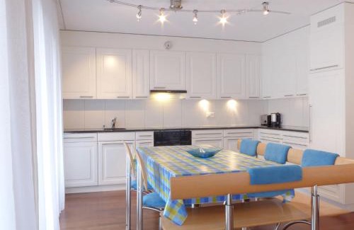 Wengen Apartment | Apartment Goldenhorn Apt-F by Interhome