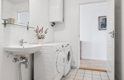 Sandkaas Apartment | Apartment Henna - 50m from the sea by Interhome