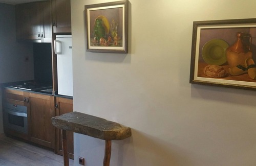 Borreda Condo | Apartment in center Borredà 4 places. Spectacular Rustic Design. Mountain views