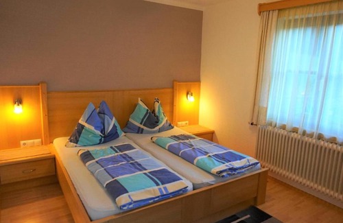 Flachau Apartment | Apartment in Flachau with Mountain Views