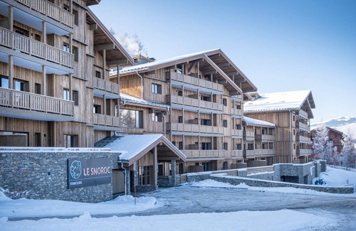 Montalbert Apartment | Apartment in Fornelet with Ski-In/Ski-Out Access
