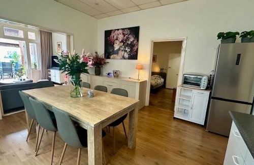 Groenlo Apartment | Apartment in Groenlo with Private Garden
