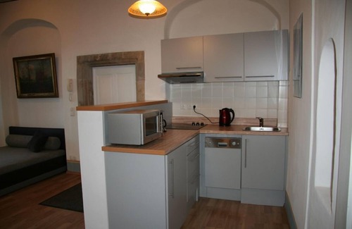 Maxen Apartment | Apartment in historic surroundings