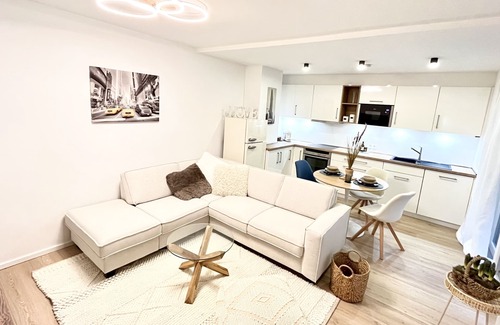 Wettersbach Apartment | Apartment in Karlsruhe with Terrace and free parking