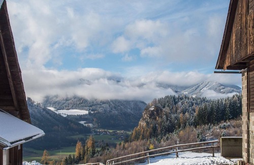 Thaling House | Apartment in Pöls with Southwest-Facing Balcony and Mountain View
