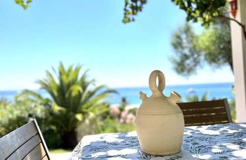 Atlanterra Apartment | Apartment in Romantic Beachvilla